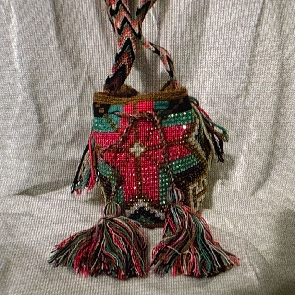 Wayuu Mini Bag - Picture 2 of 5